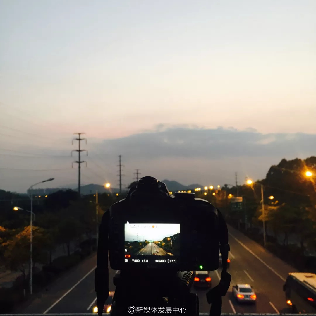 伯顿先生 视频主图