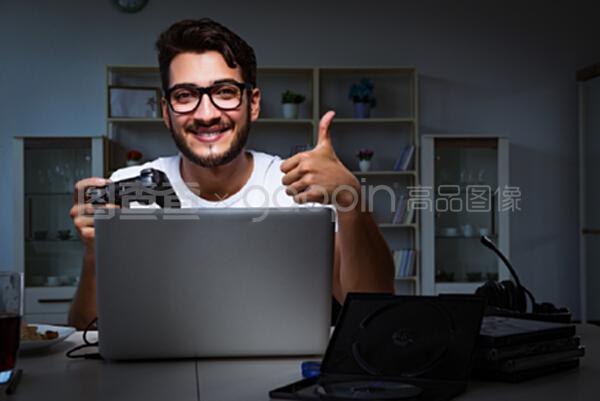 僵尸复活 视频海报