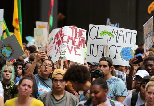 傲慢与偏见与僵尸 视频缩略图