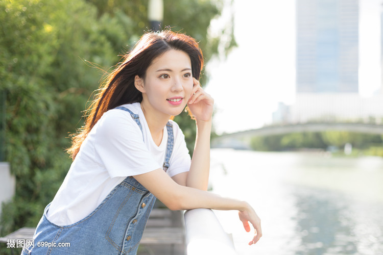 偷来的人生 视频缩略图