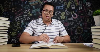 三月李花开 视频海报