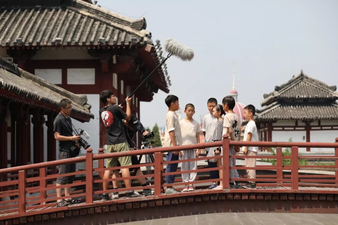 侏罗纪三角 视频缩略图