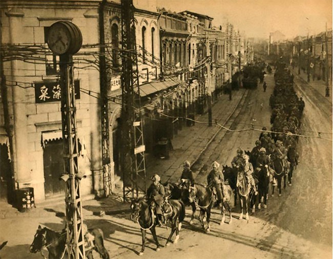 007之霹雳弹 视频海报