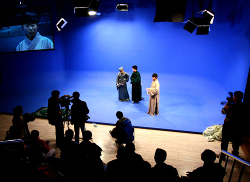 信不信由你 视频海报