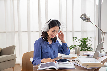 做个有钱人 视频缩略图