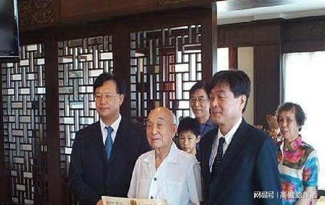 一夜大肚 视频缩略图