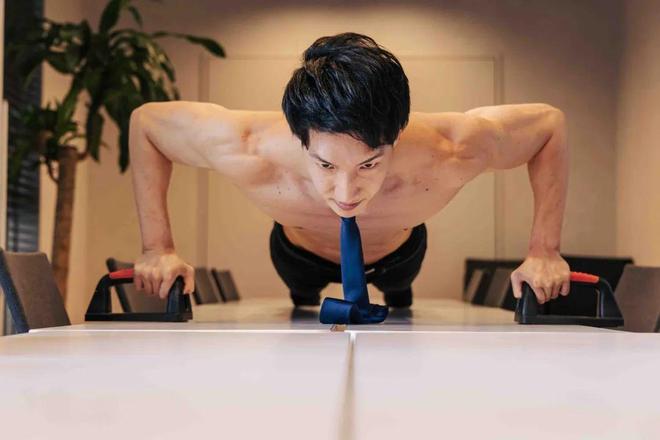 12岁Twelve 视频缩略图