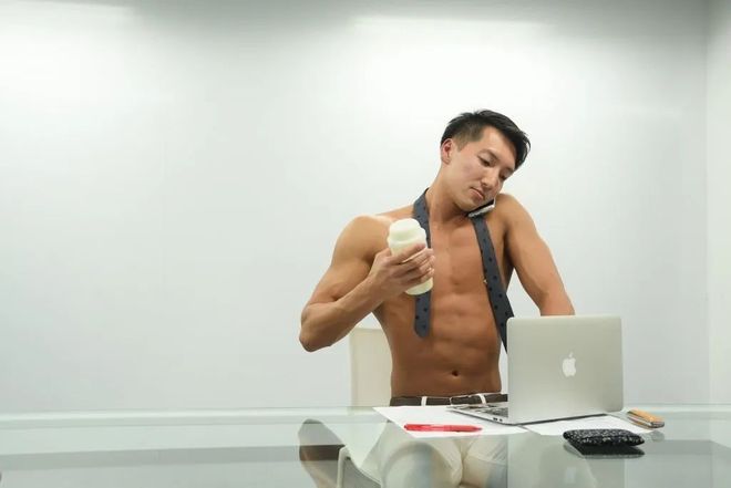 倾城十月 视频缩略图