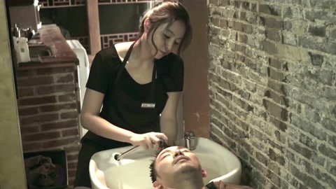 你是不是我的爱人 视频缩略图