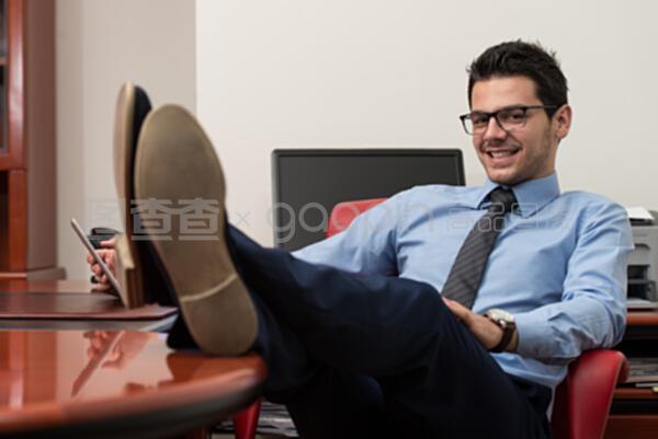 你们所有人的脸 视频缩略图