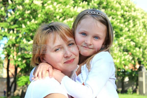 作家的洞穴 视频缩略图