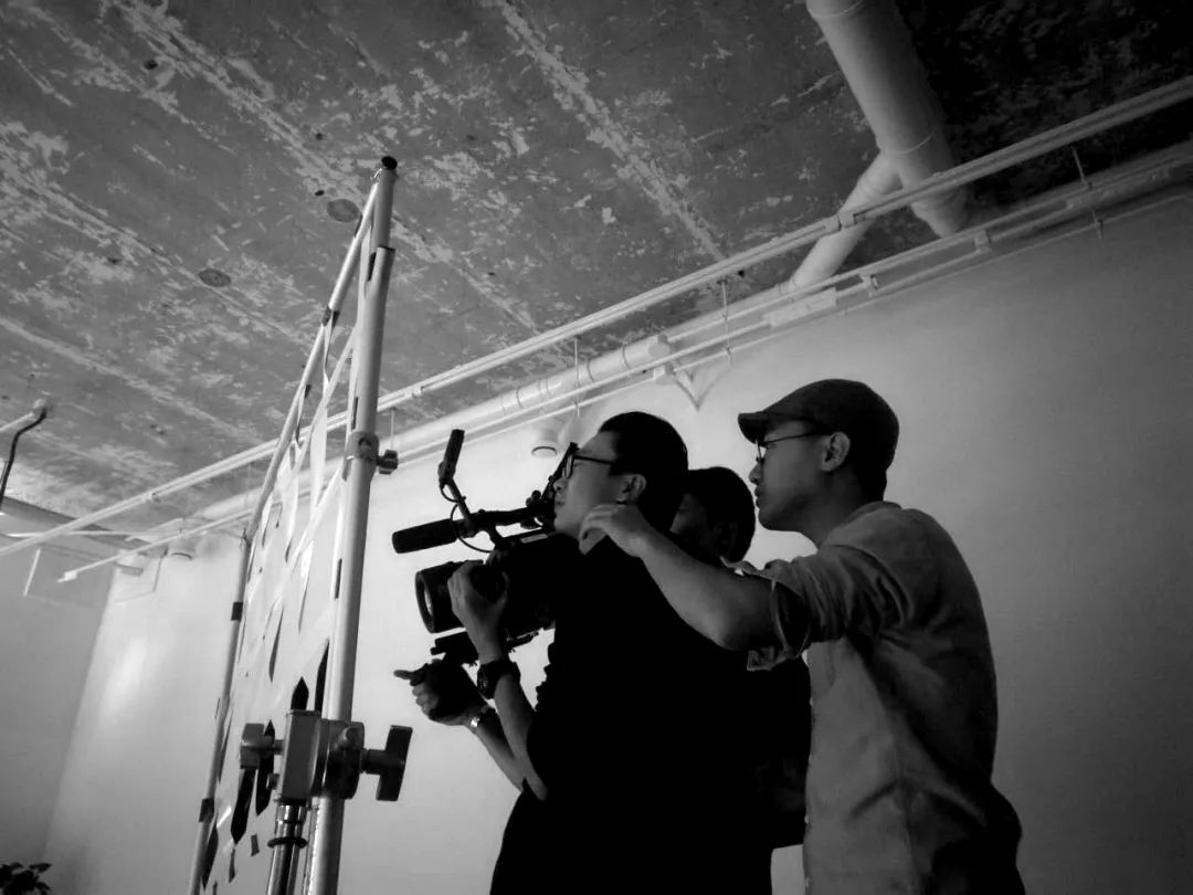 兄弟之义字当头 视频缩略图