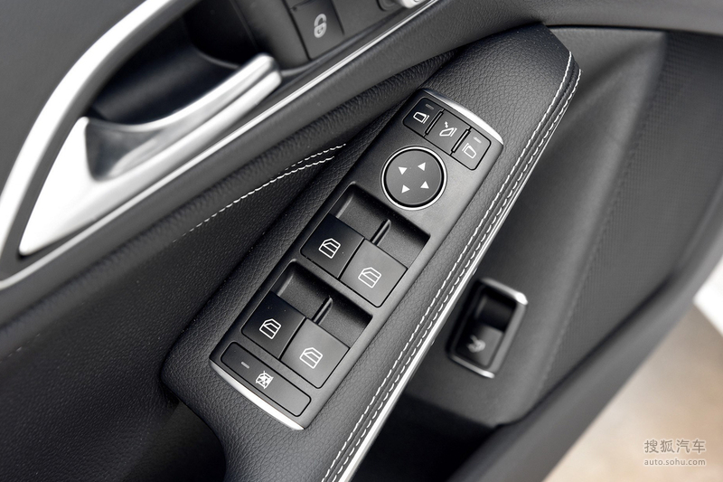 侠盗之星 视频缩略图