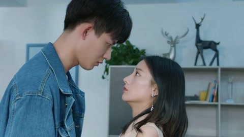 偷情别墅 视频缩略图