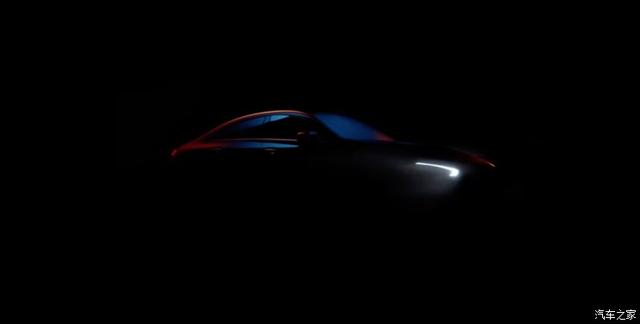 2025： Blood, White & Blue 视频缩略图