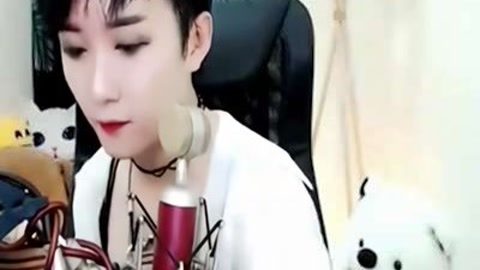 侏罗纪入侵 视频缩略图