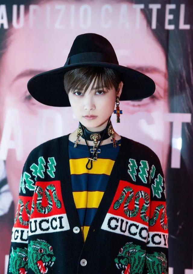 102真狗 视频缩略图