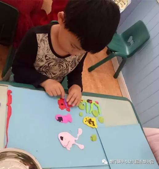 一个勺子 视频缩略图