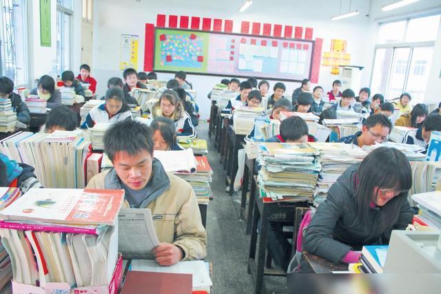 佩剑将军 视频缩略图