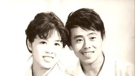 三叶草喷火战斗机 视频缩略图