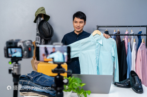 1812：枪骑兵之歌 视频缩略图