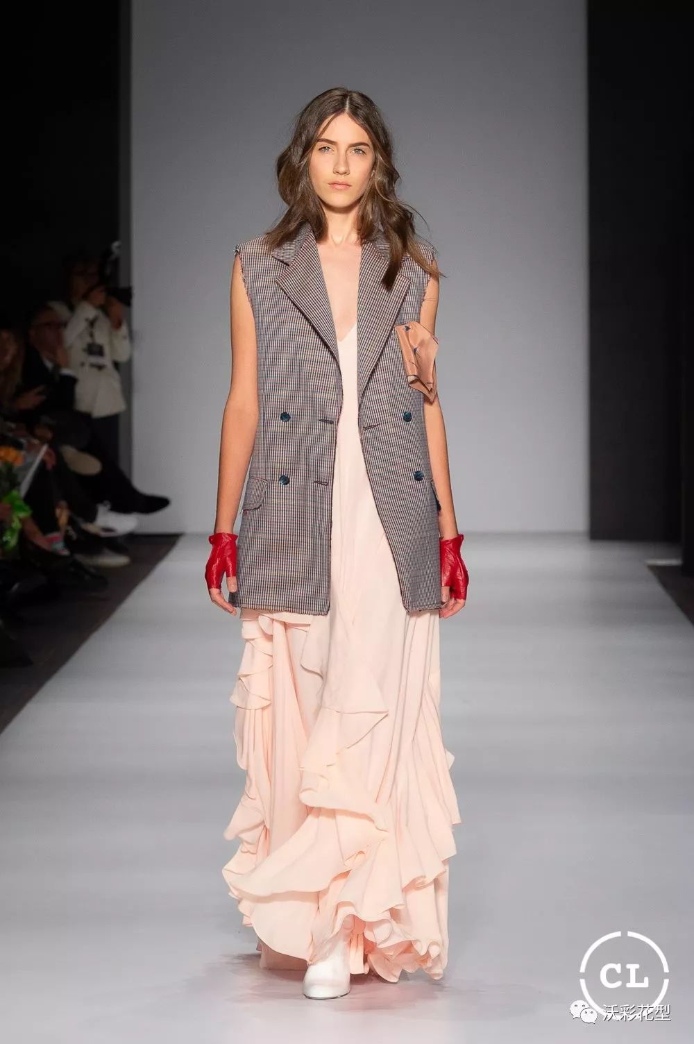 假期历险记 视频缩略图