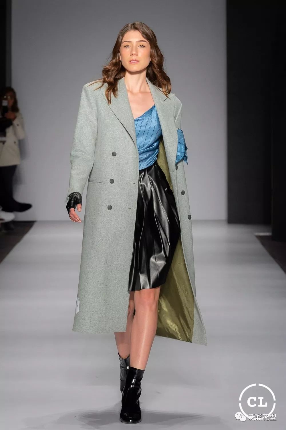 1和2 视频缩略图