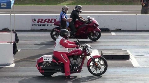 做个有钱人 视频缩略图