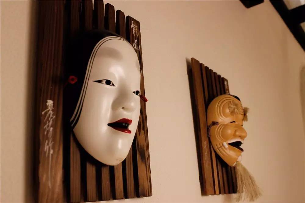 27套礼服 视频海报