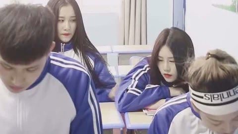 僵尸少爷 视频海报