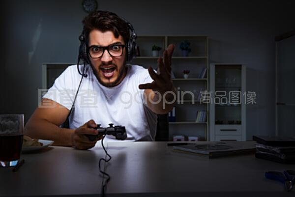 一路绽放 视频海报