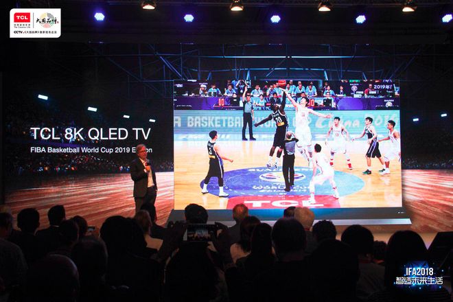 10尺空间 视频海报