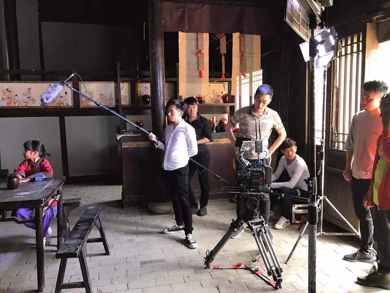 信不信由你 视频主图