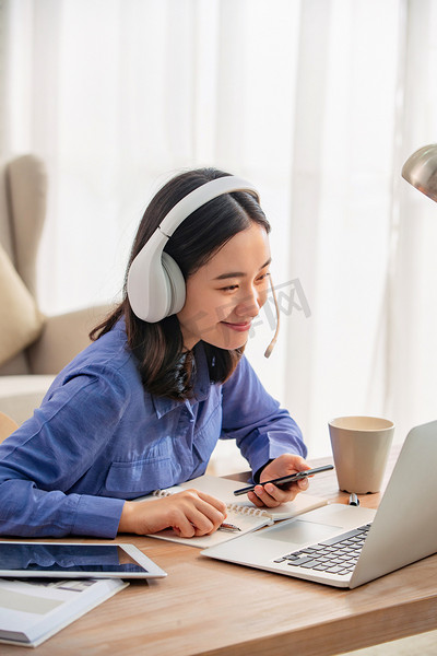 侦探克罗伊特 视频主图