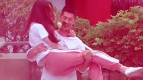 三笑 视频缩略图