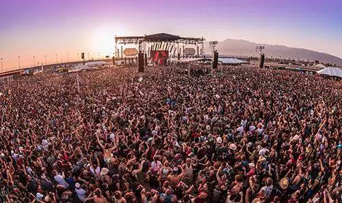 007之女王密使 视频缩略图