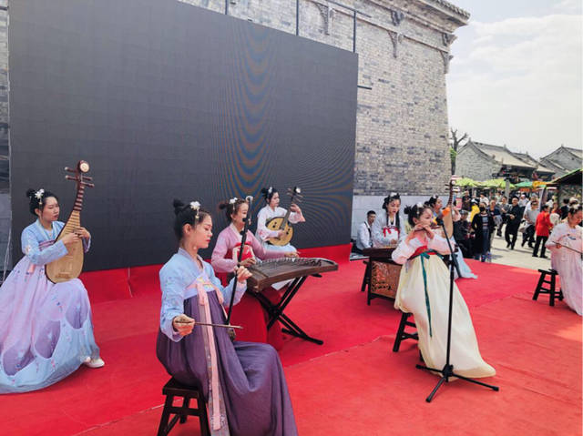 上帝创造女人 视频缩略图