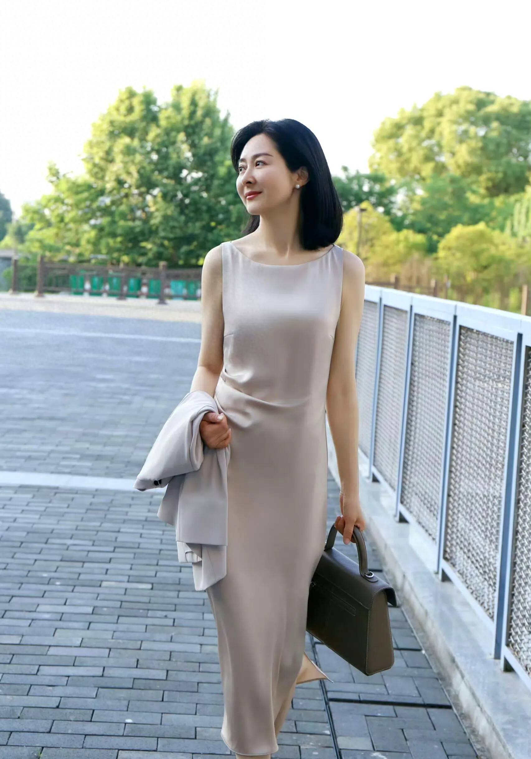 你行......你结婚？ 视频海报