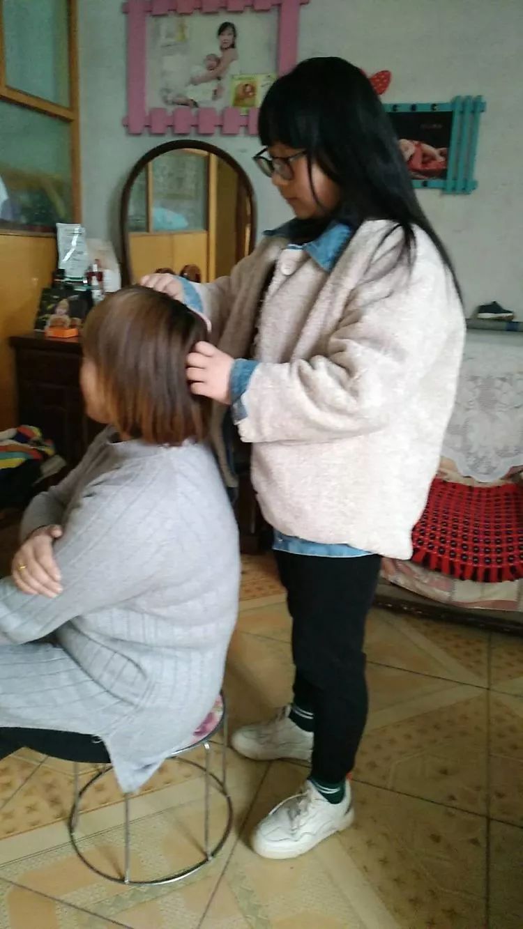 何者 视频缩略图