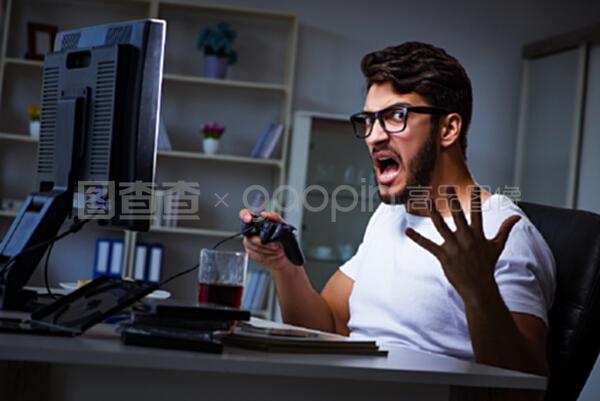 企业动物 视频缩略图